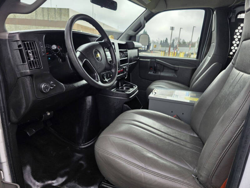 2016 Chevrolet Express 2500