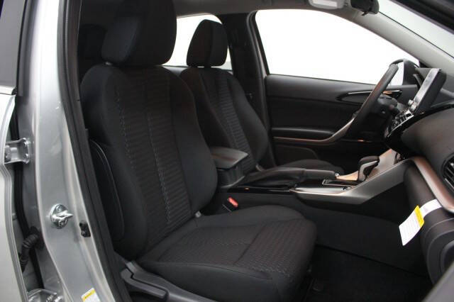 2026 Mitsubishi Eclipse Cross LE