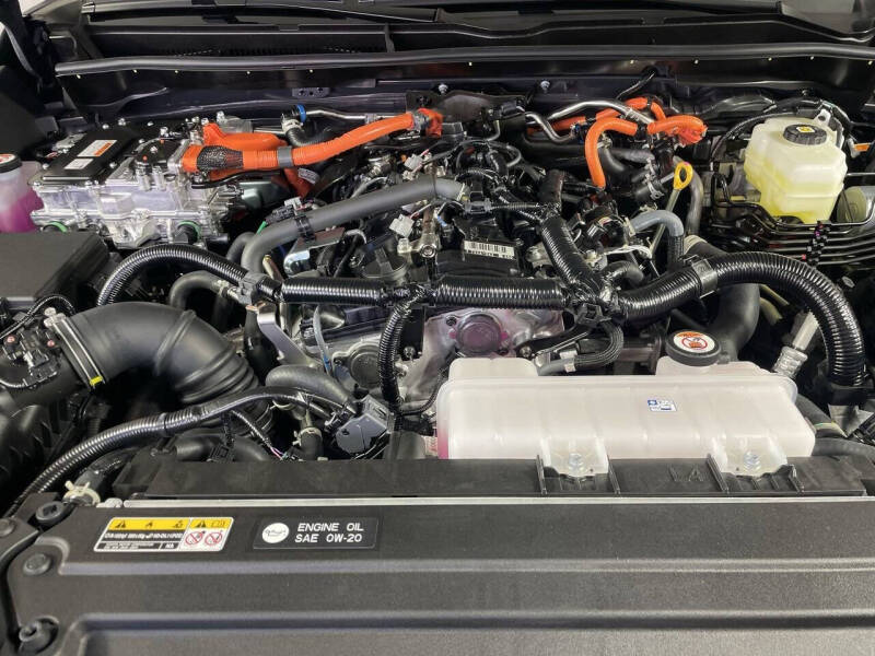 2025 Toyota 4Runner Limited HV