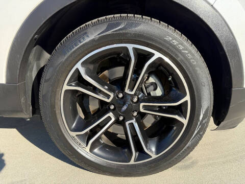 2015 Ford Explorer Sport