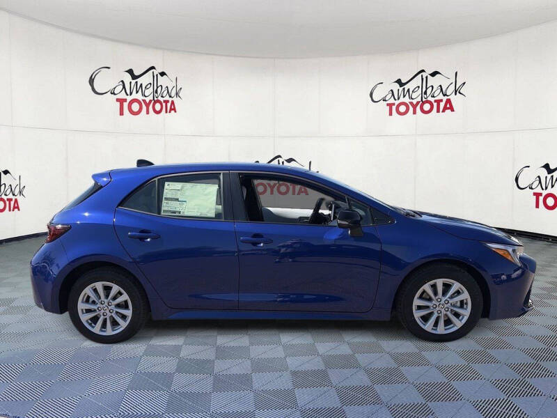 2026 Toyota Corolla Hatchback SE