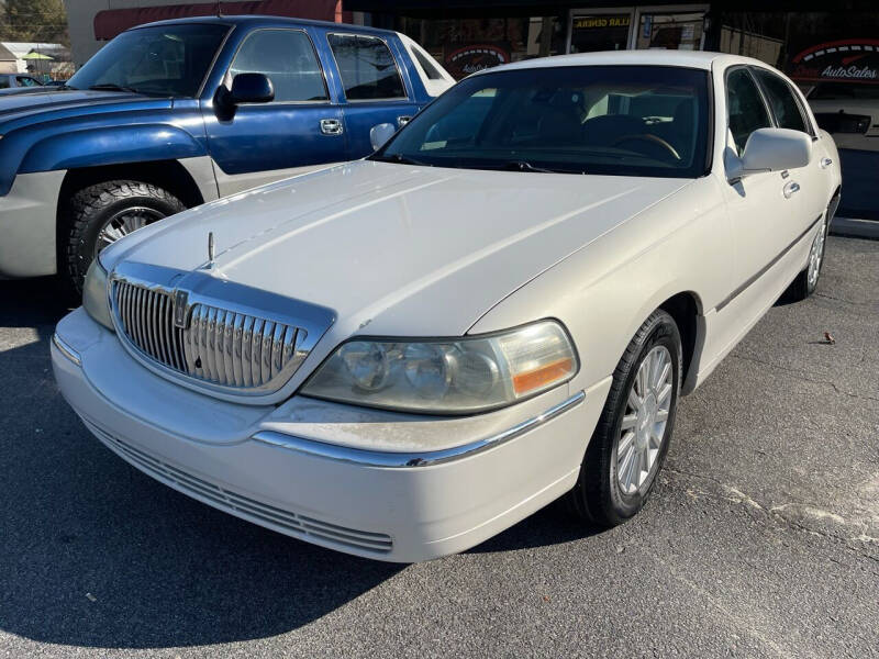 2003 Lincoln Town Car for sale at Seici Motors Auto Sales and Services in West Columbia SC