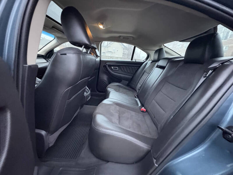 2010 Ford Taurus SHO