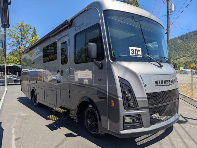 2023 Winnebago Sunstar 29NP NPF Edition / 30ft