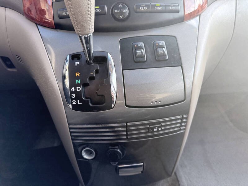 2008 Toyota Sienna XLE Limited