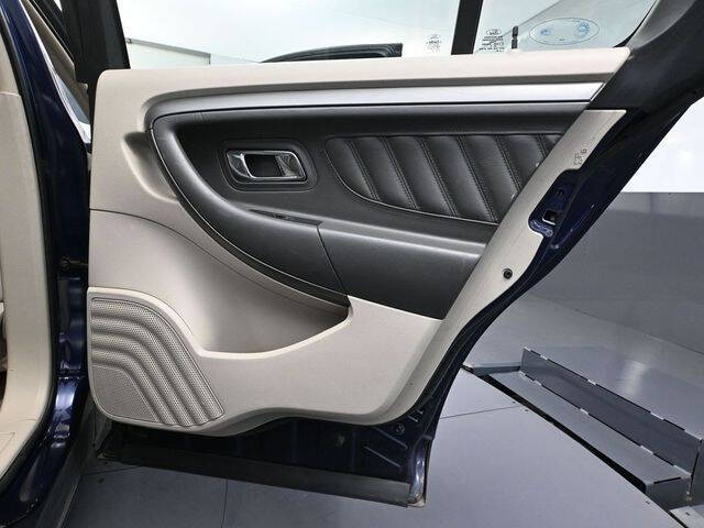 2011 Ford Taurus SEL