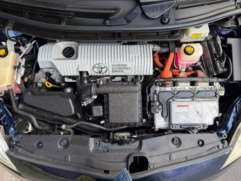2012 Toyota Prius Two