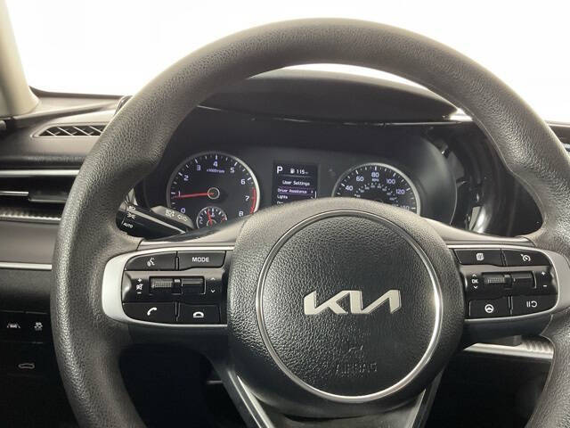2023 Kia K5 LXS