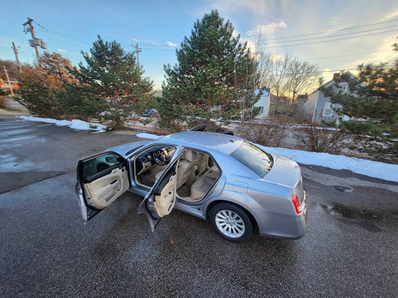 2013 Chrysler 300
