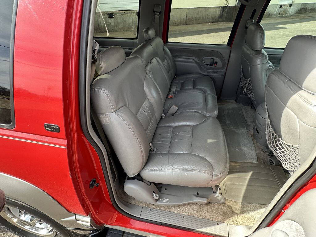 1998 Chevrolet Suburban 39