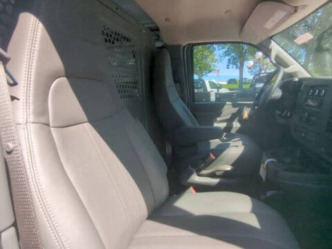 2025 GMC Savana 2500