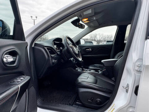 2020 Jeep Cherokee Trailhawk