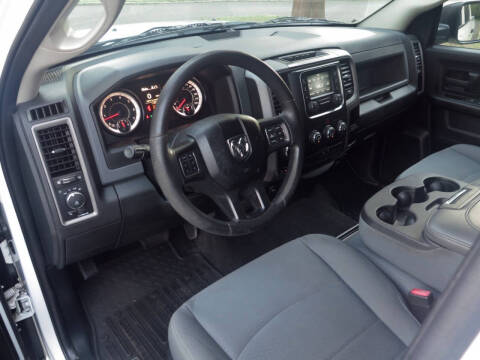2017 RAM 1500 Express