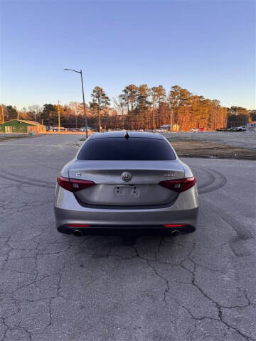 2017 Alfa Romeo Giulia Ti