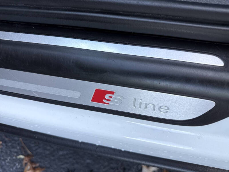 2016 Audi Q3 2.0T quattro Prestige