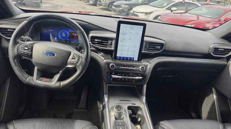 2020 Ford Explorer ST
