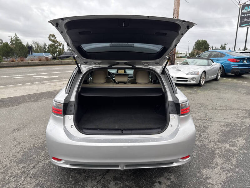 2011 Lexus CT 200h Premium