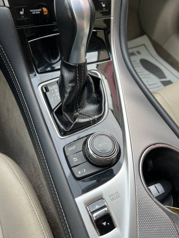 2014 Infiniti Q50 Premium