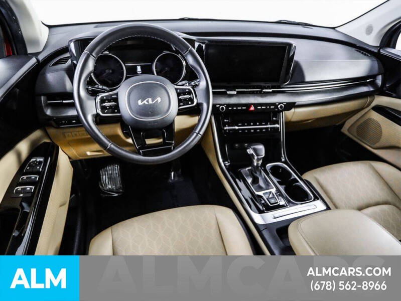 2024 Kia Carnival EX