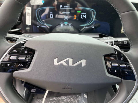 2025 Kia Niro Plug-In Hybrid EX