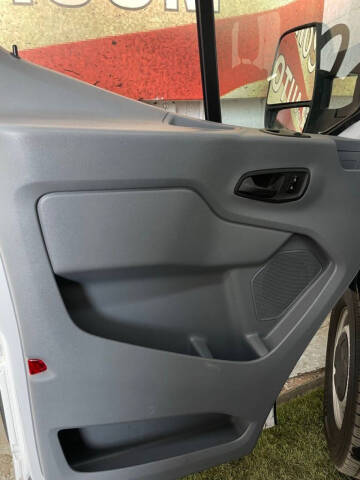 2017 Ford Transit