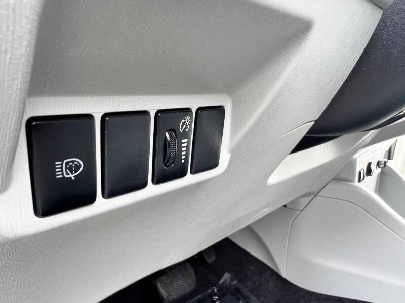 2012 Toyota Prius v Five
