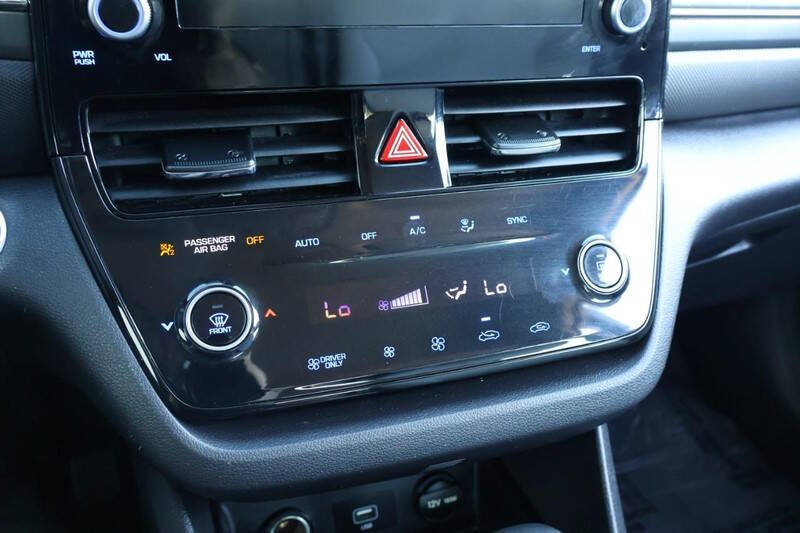 2021 Hyundai Ioniq Hybrid SE