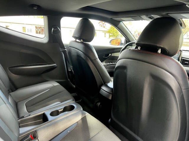 2020 Hyundai Veloster 2.0L Premium