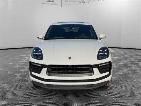 2022 Porsche Macan