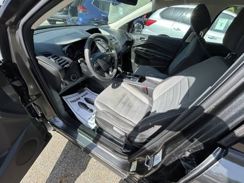 2017 Ford Escape S