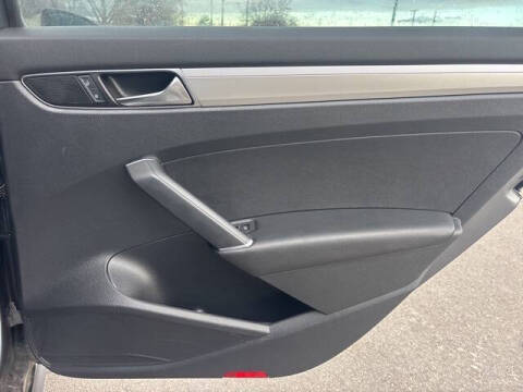 2017 Volkswagen Passat 1.8T S