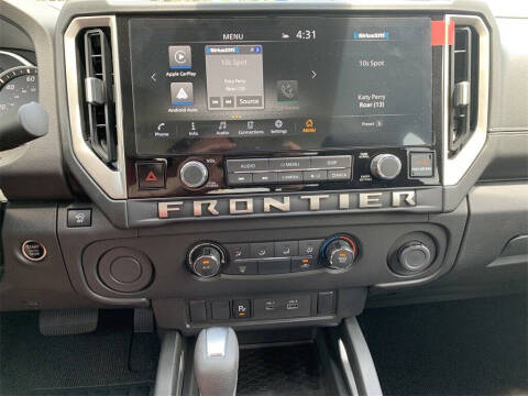 2025 Nissan Frontier SV