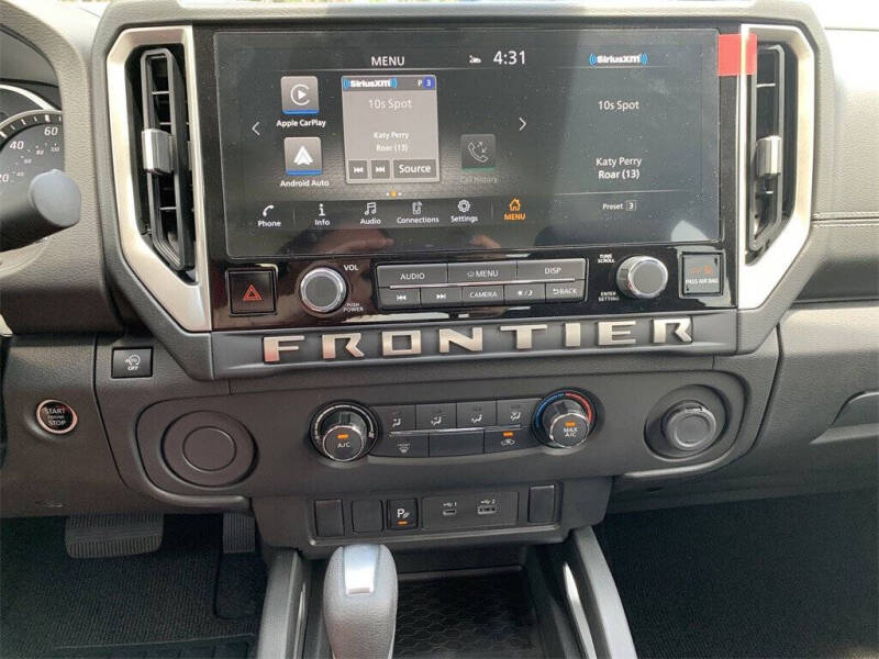 2025 Nissan Frontier SV