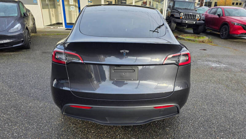 2024 Tesla Model Y Long Range