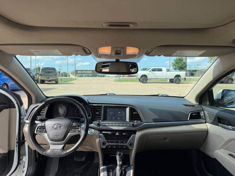 2018 Hyundai Elantra