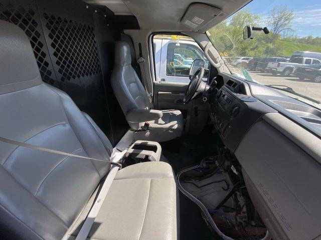 2013 Ford E-Series E-250