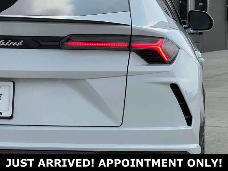 2022 Lamborghini Urus