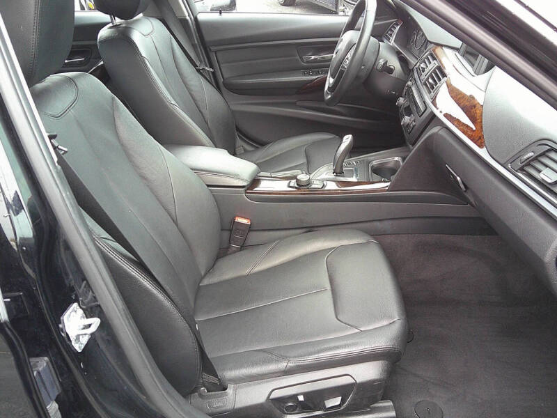 2015 BMW 3 Series 328i xDrive