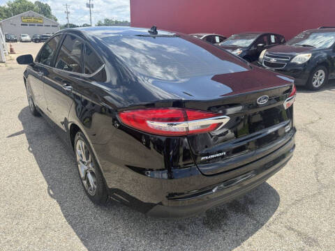 2020 Ford Fusion SEL