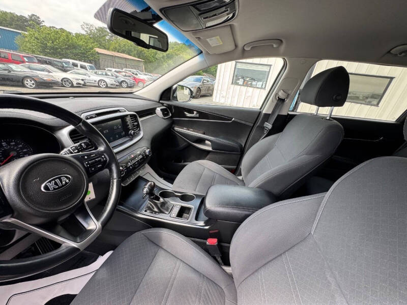 2018 Kia Sorento LX