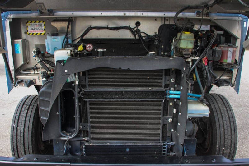 2020 Freightliner MT45 Chassis