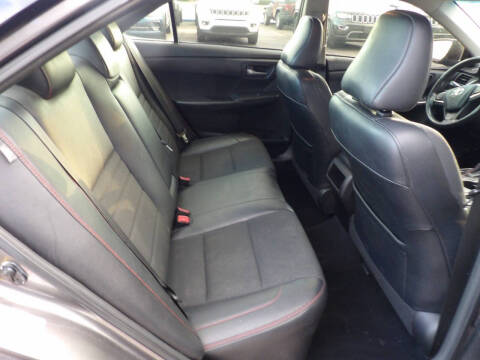 2017 Toyota Camry SE