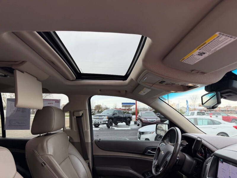 2017 Chevrolet Suburban LT