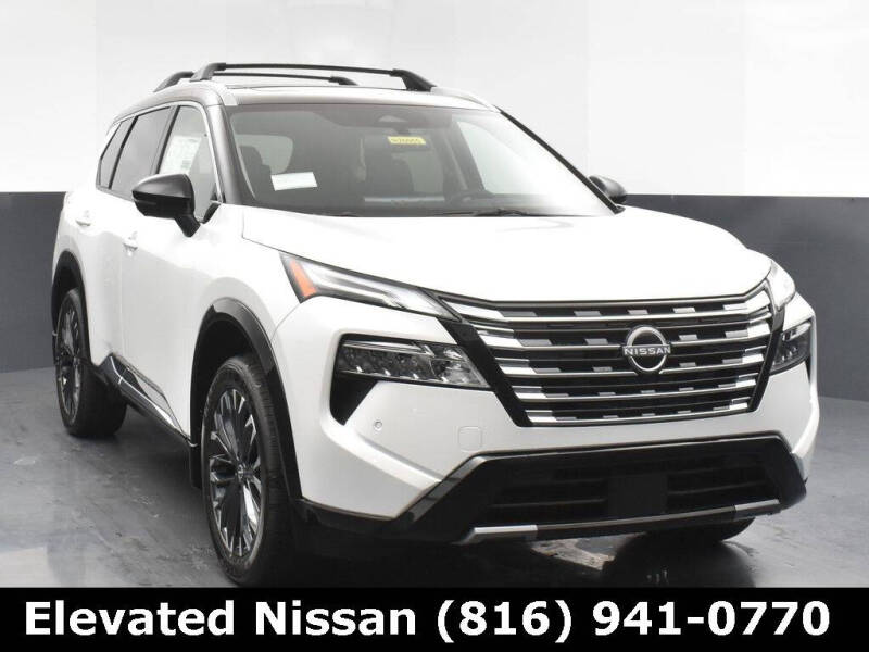 2026 Nissan Rogue Platinum's photo