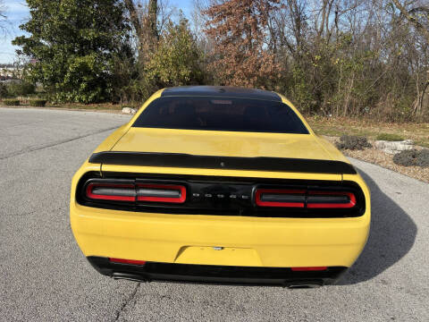 2019 Dodge Challenger SXT
