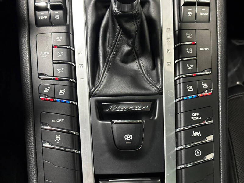 2018 Porsche Macan S