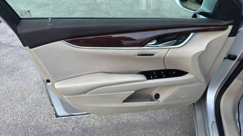 2014 Cadillac XTS Luxury Collection