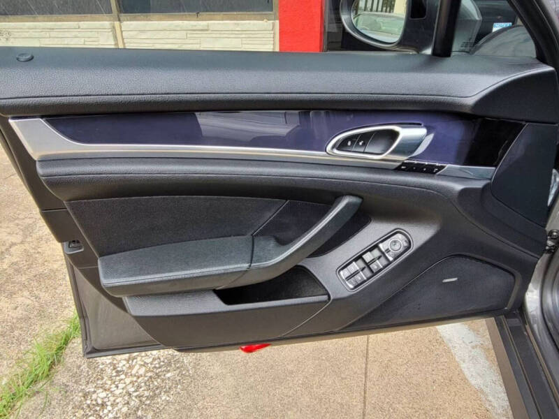 2014 Porsche Panamera