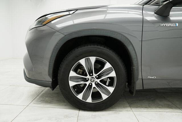 2021 Toyota Highlander Hybrid XLE