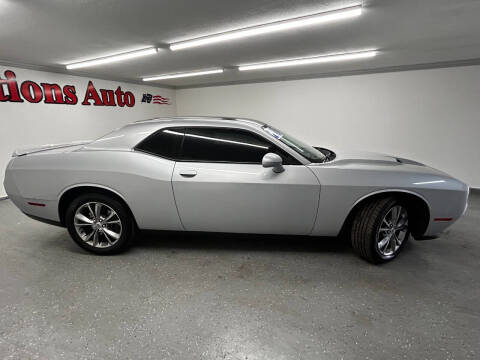 2021 Dodge Challenger SXT